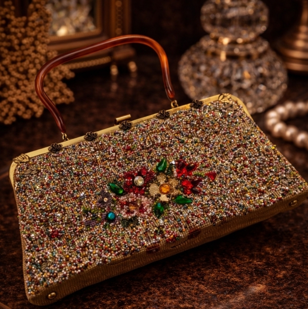 SOURE’ 1950s Beaded Handbag – Jeweled Rose Embellished Vintage Top Handle Purse